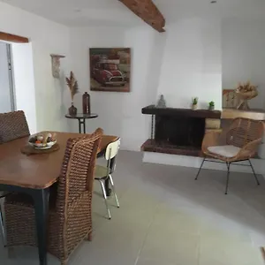  Hébergement de vacances La Ferme Des Oliviers